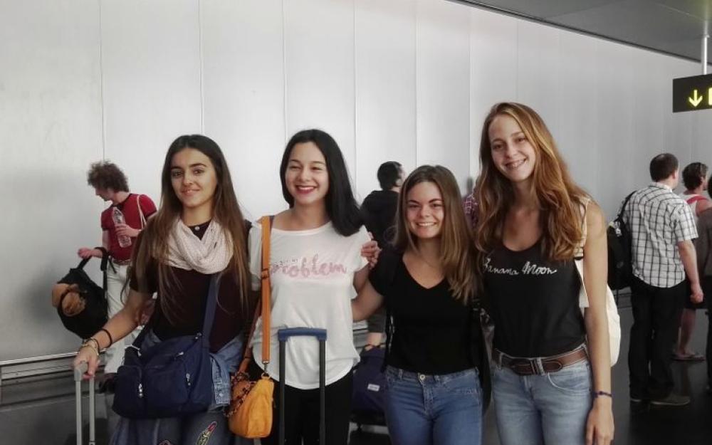 Alumnes aeroport viatge Irlanda