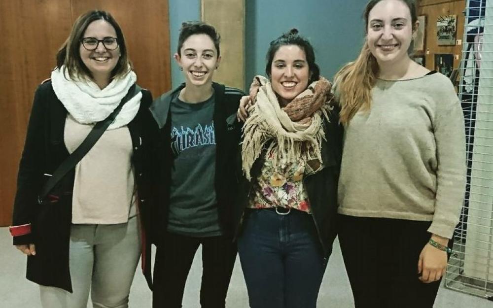 La regidora de Joventut acompanya al grup Lombao