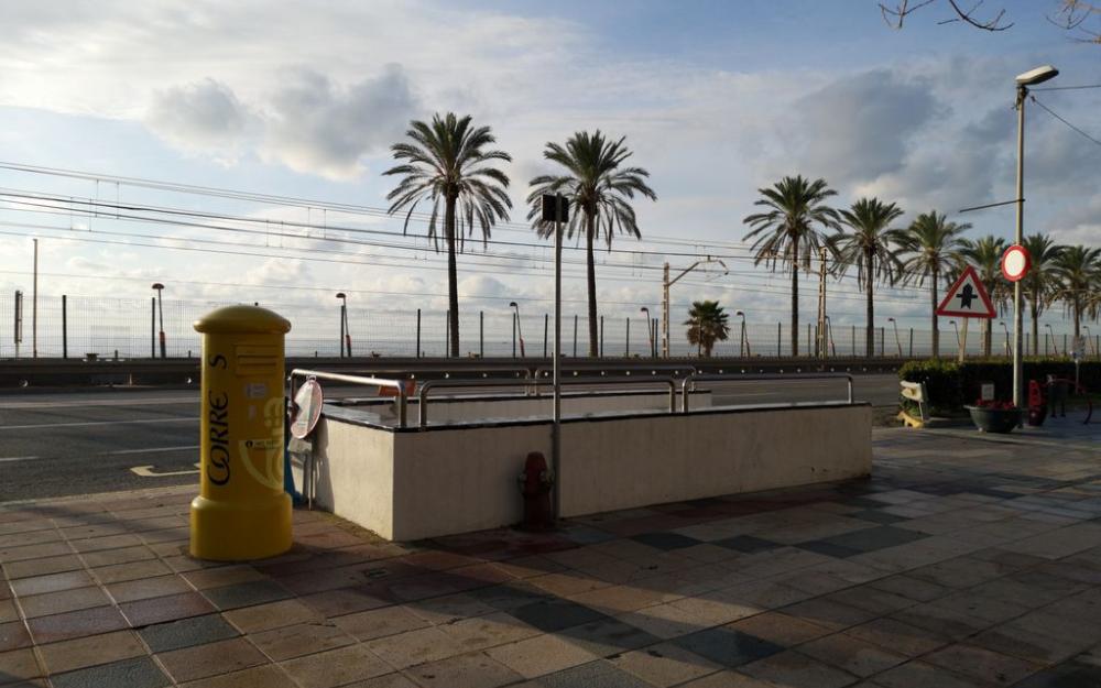 Pas inferior plaça de l'Ajuntament