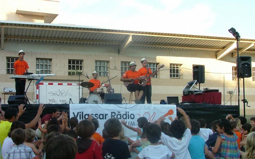 Actuació del grup infantil Articulat