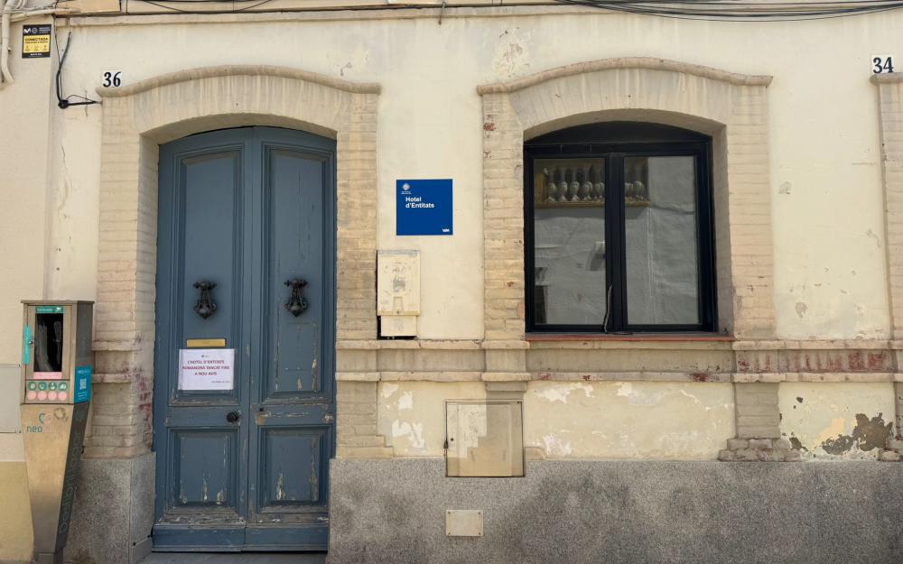 Façana de l'Hotel d'Entitats