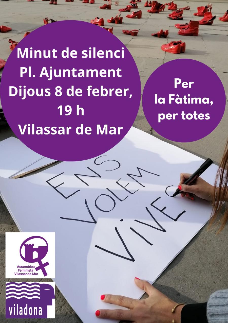 Cartell minut de silenci a la plaça de l'Ajuntament