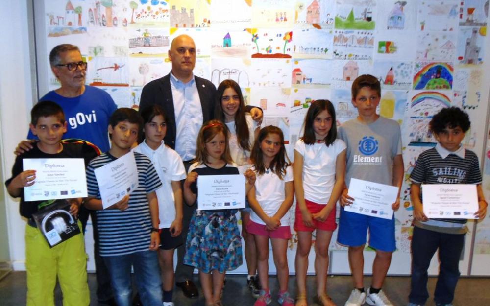 Grup guanyadors 3r concurs dibuix gOvi