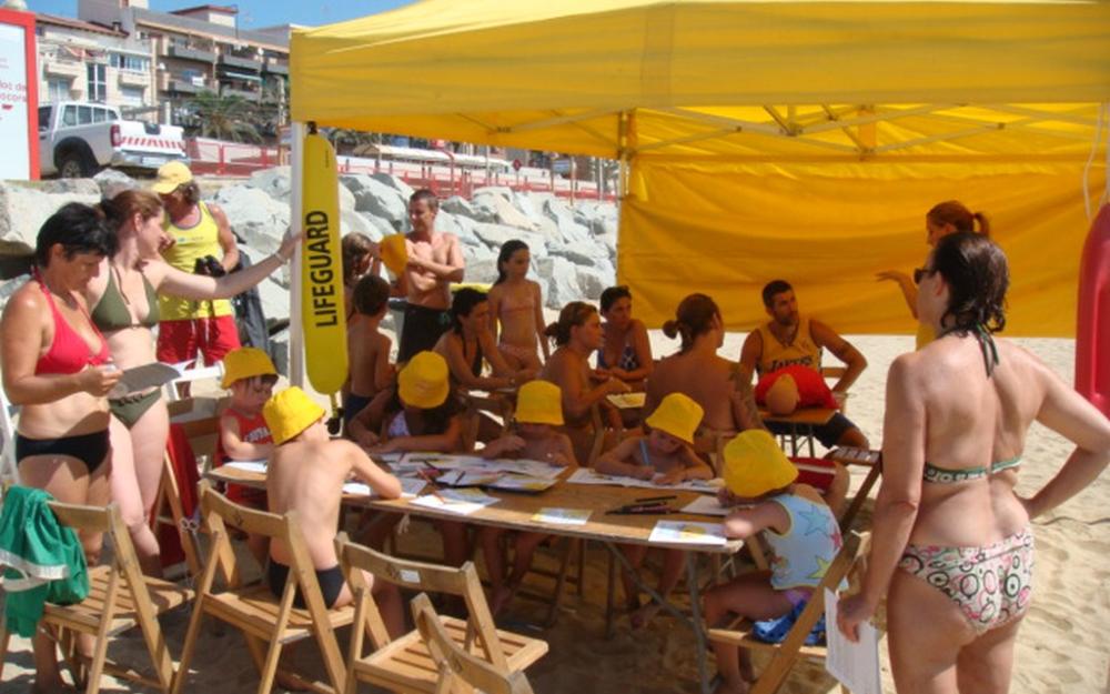 Taller infantil Gaudim platja sense riscos 