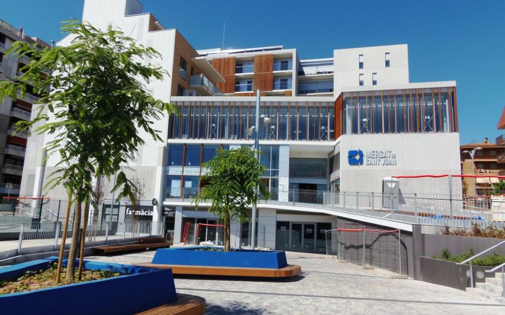 Exterior Mercat Municipal 1.JPG