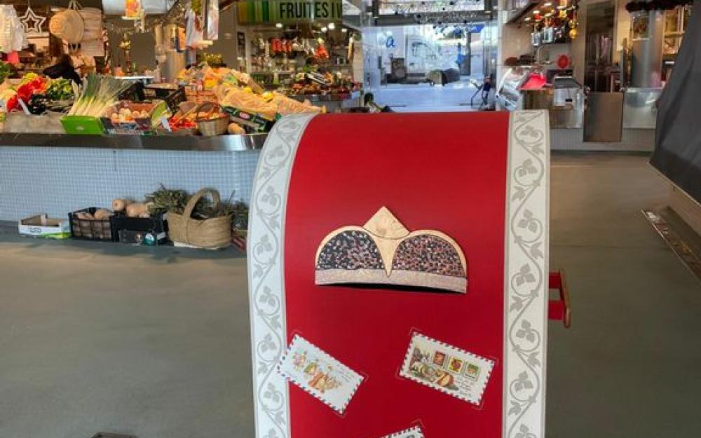 Bústia reial al Mercat Municipal