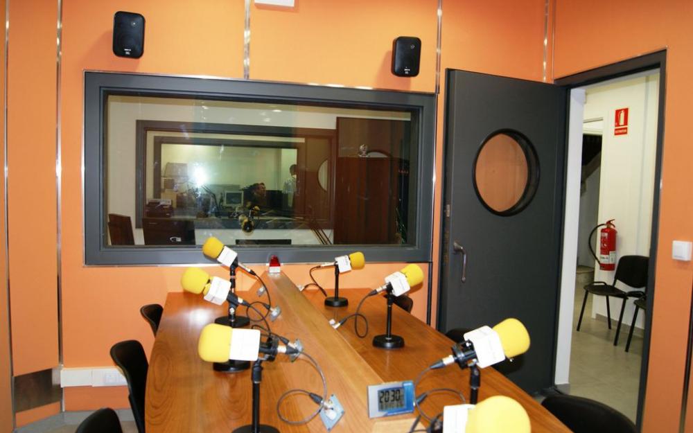 Nous estudis de ràdio