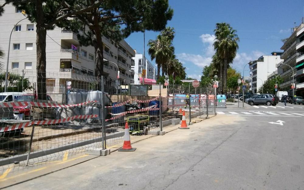Obra canvi illa contenidors