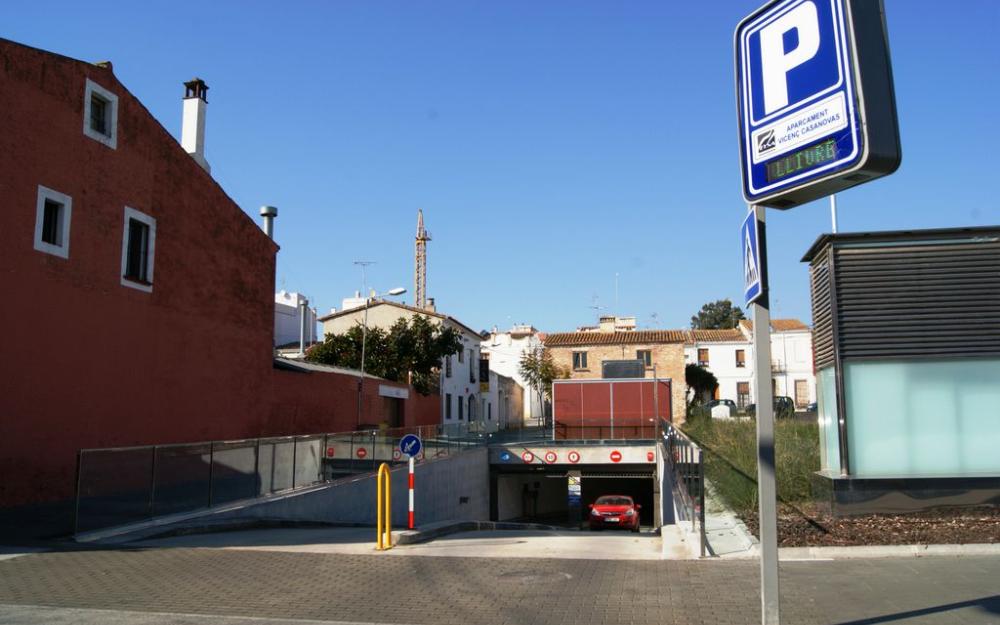 Exterior aparcament Vicenç Casanovas