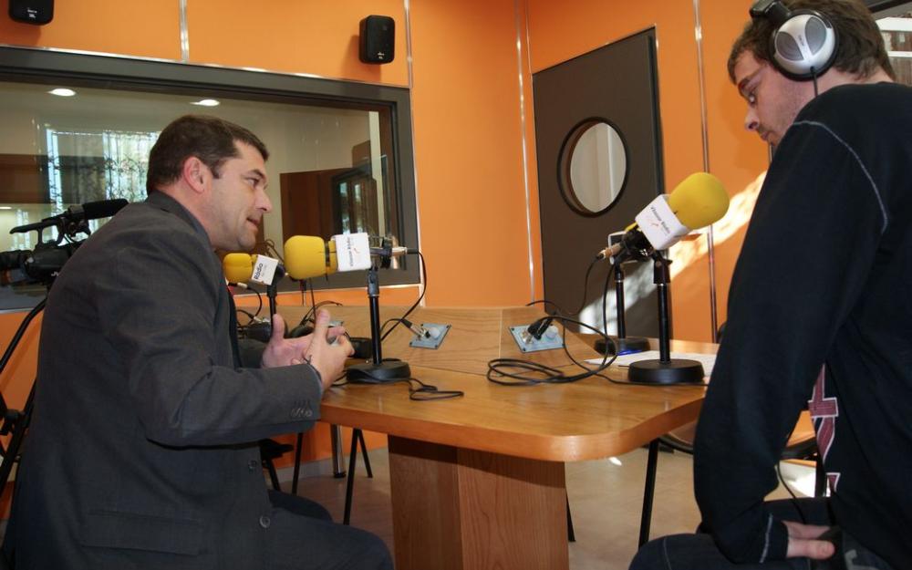 Nous estudis ràdio