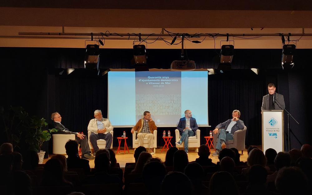 Acte presentació del llibre "Quaranta anys d'ajuntaments democràtics a Vilassar de Mar"