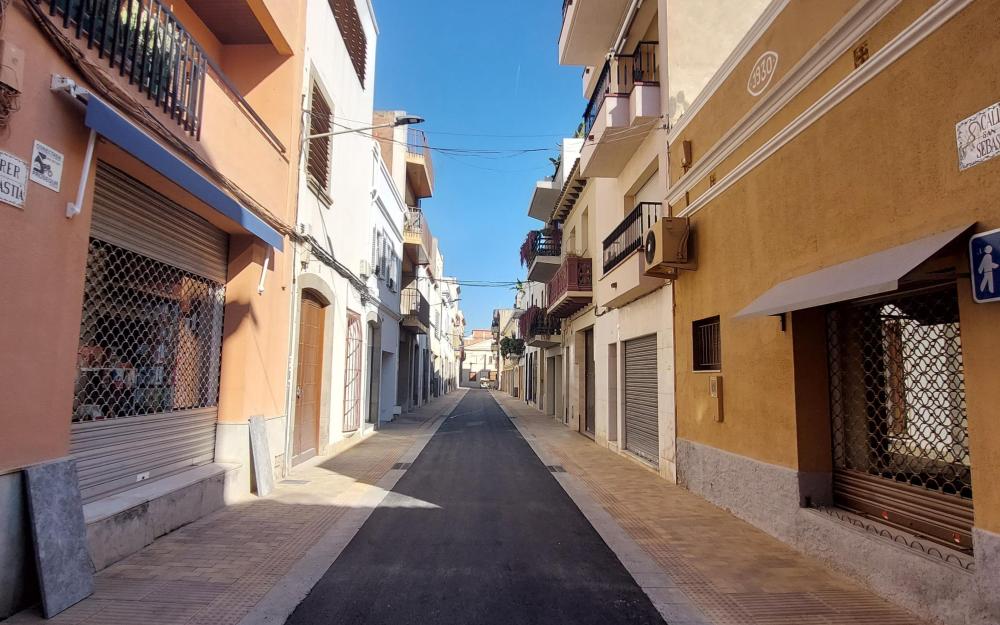 Carrer Sant Sebastià asfaltat