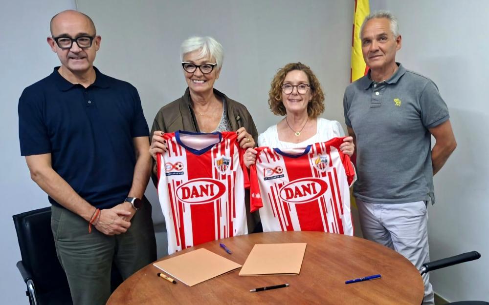 Acte de signatura dels convenis amb la UE Vilassar i la Fundació Unió Esportiva Vilassar