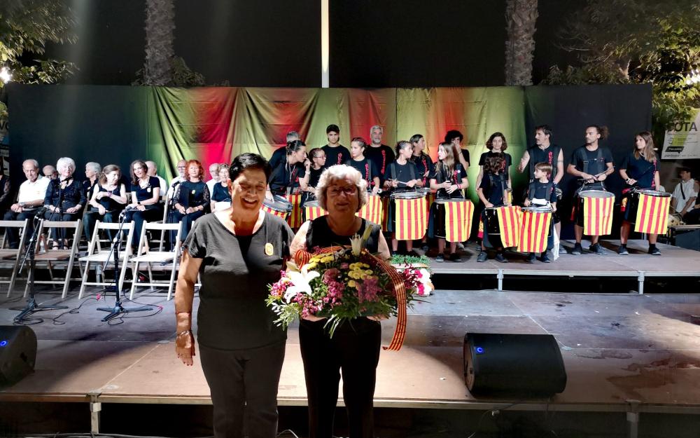 Ofrena floral de l'Associació de veïns del Barato