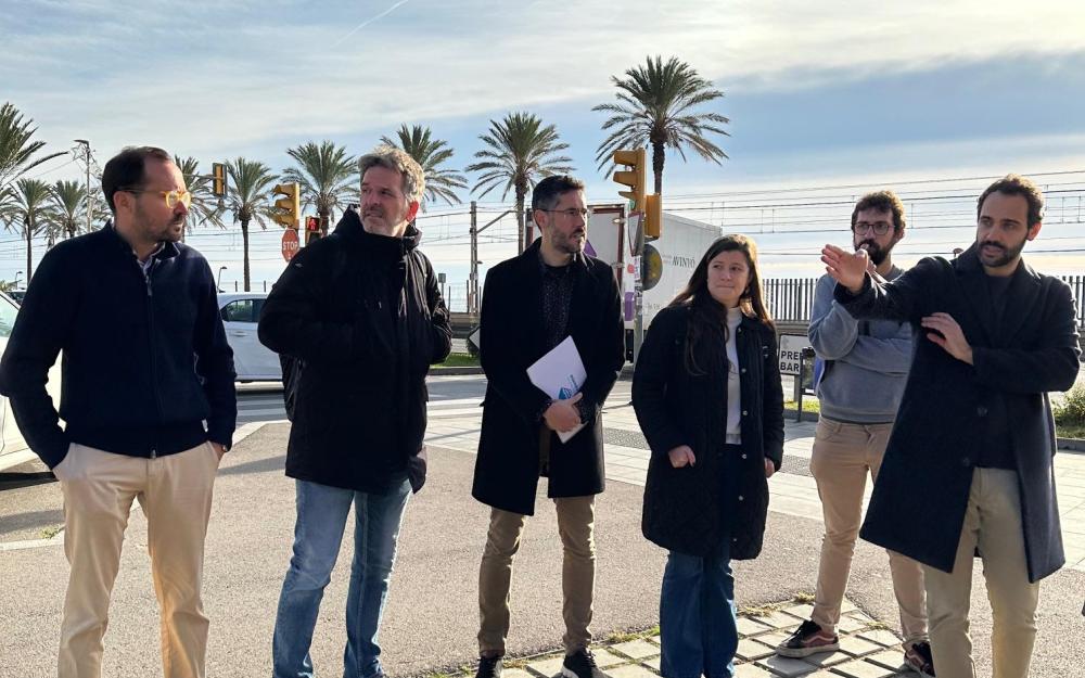 Visita a la zona pavimentada del final del passeig del Pins