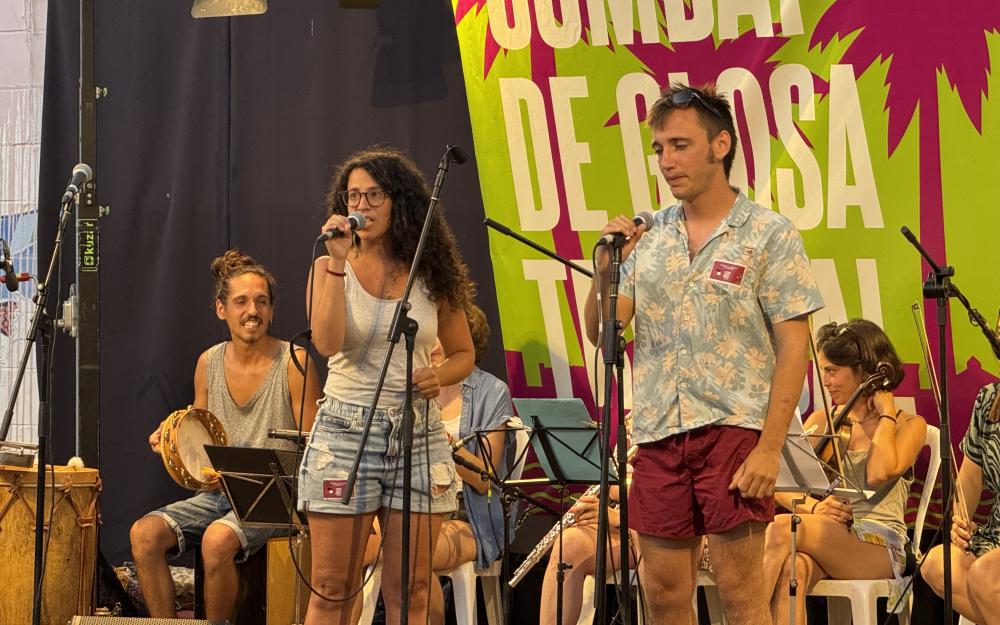 Combat de glosa tropical