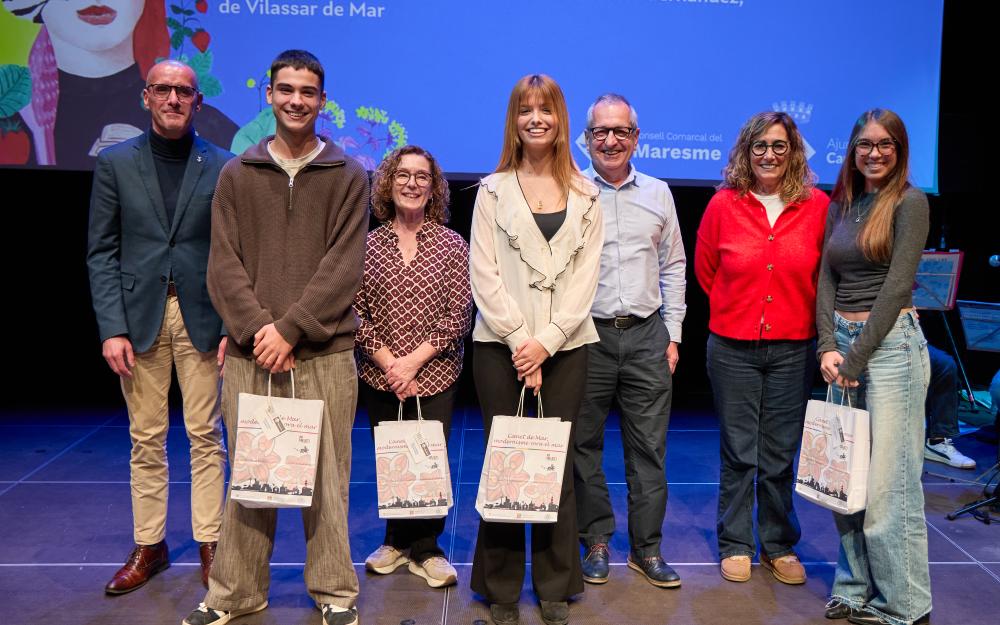 Grup premiats al grup F. L'alcaldessa de Vilassar de Mar va recollir el premi en nom del Biel Porral