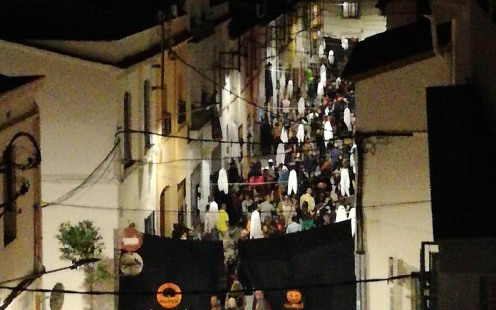 Carrer guarnit en altres edicions
