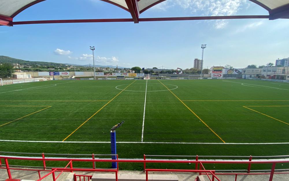 Gespa artificial camp de futbol municipal Xevi Ramon