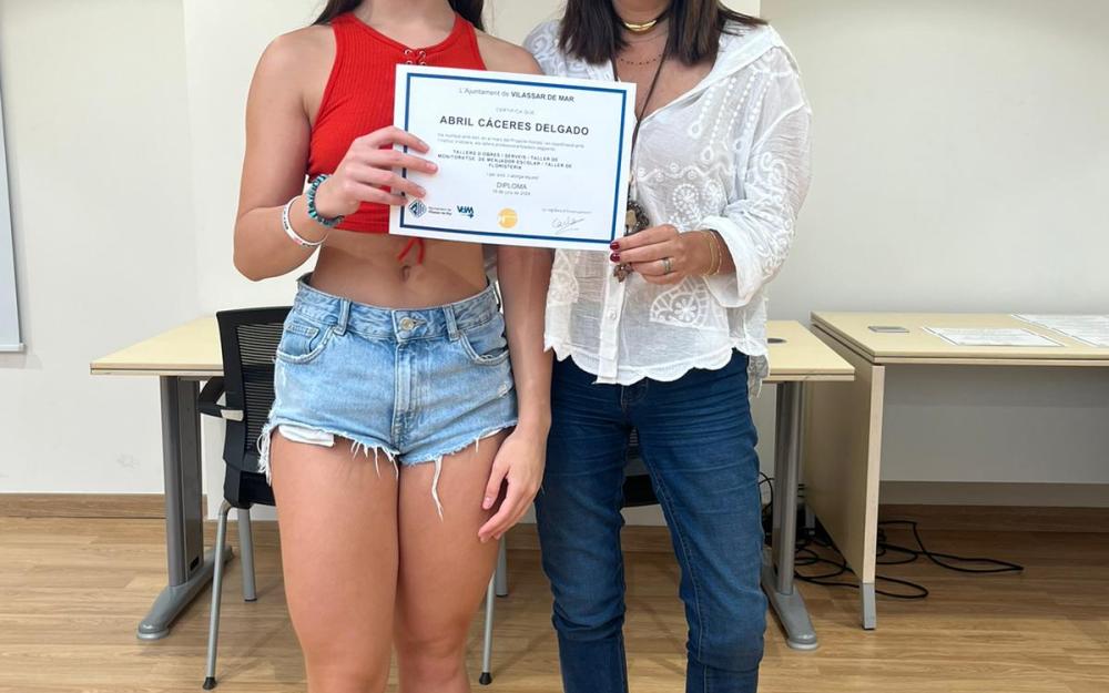 Lliurament de diplomes als participants del projecte Horitzó curs 2023-2024