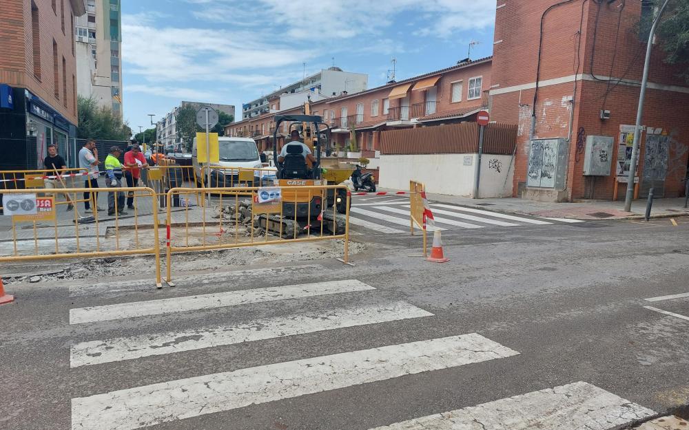 Pas de vianants av. Montevideo amb Pau Casals