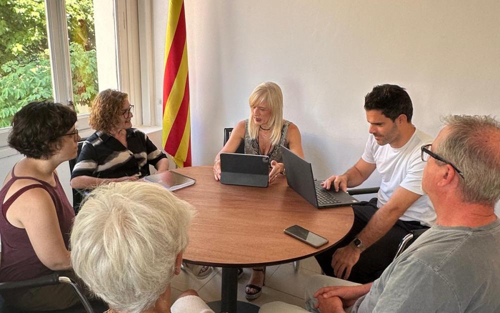 Reunió de membres del Govern municipal amb la delegada del Govern de la Generalitat