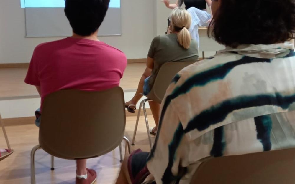 Taller especialitzat en l’abordatge de violències masclistes i LGBTI-fòbiques en espais d’oci i via pública