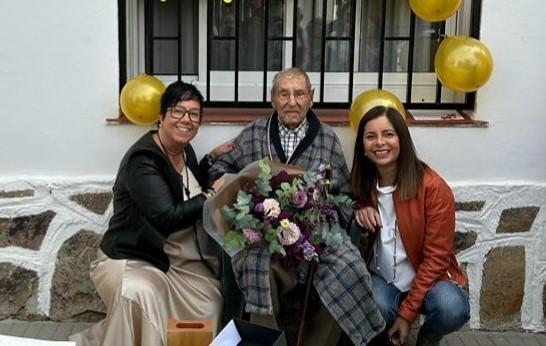 Lino Soler ha rebut la visita institucional de l'alcaldessa i la regidora de Gent Gran
