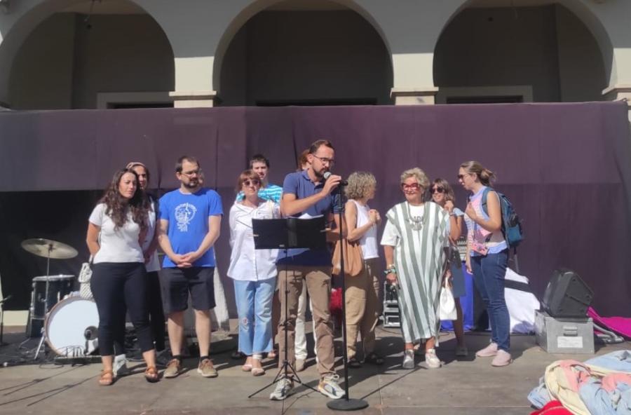 El regidor de Participació, Alfons Núñez, amb la Comissió de Pressupostos Participatius dona a conèixer els resultats de les votacions