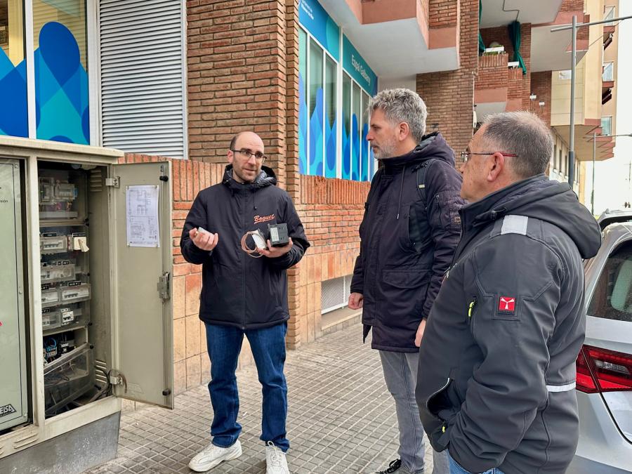 Visita a un dels quadres de comandament de l'enllumenat públic per mostrar el funcionament del nou sistema de telegestió